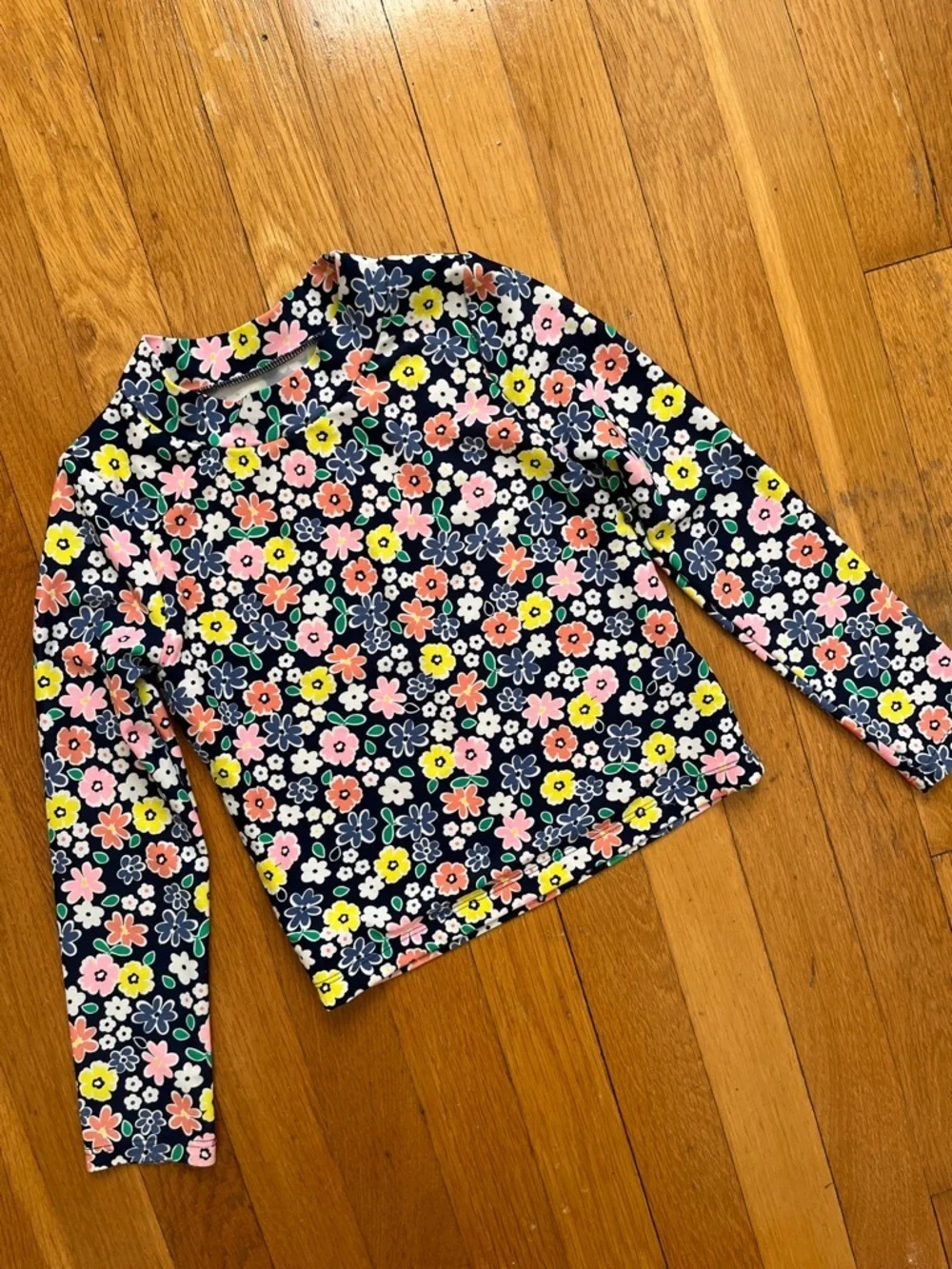 Carter’s Size 6 / 6X Long Sleeved Floral Rash Guard Swim Top Swimsuit Tee